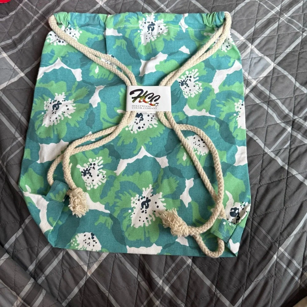 Hollywood Color Company Canvas Block Bag Floral Green Drawstring Backpack NWT